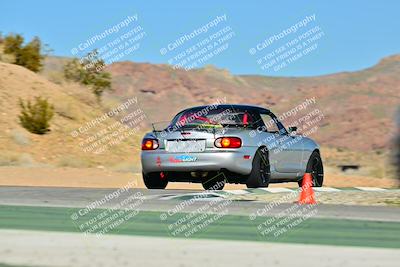 media/Dec-13-2025-Extreme Speed (Sat) [[d129ecb0b9]]/Beginner/Session 2 (Turn 4)/